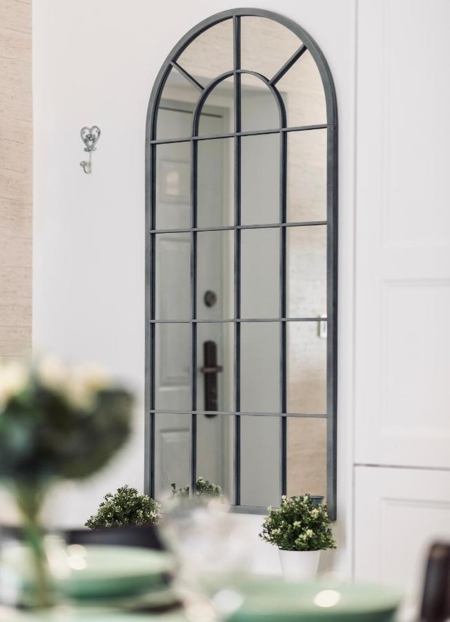 Monarchia Cottage Apartman Mosonmagyaróvár エクステリア 写真