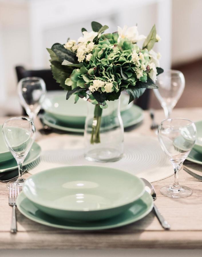 Monarchia Cottage Apartman Mosonmagyaróvár エクステリア 写真