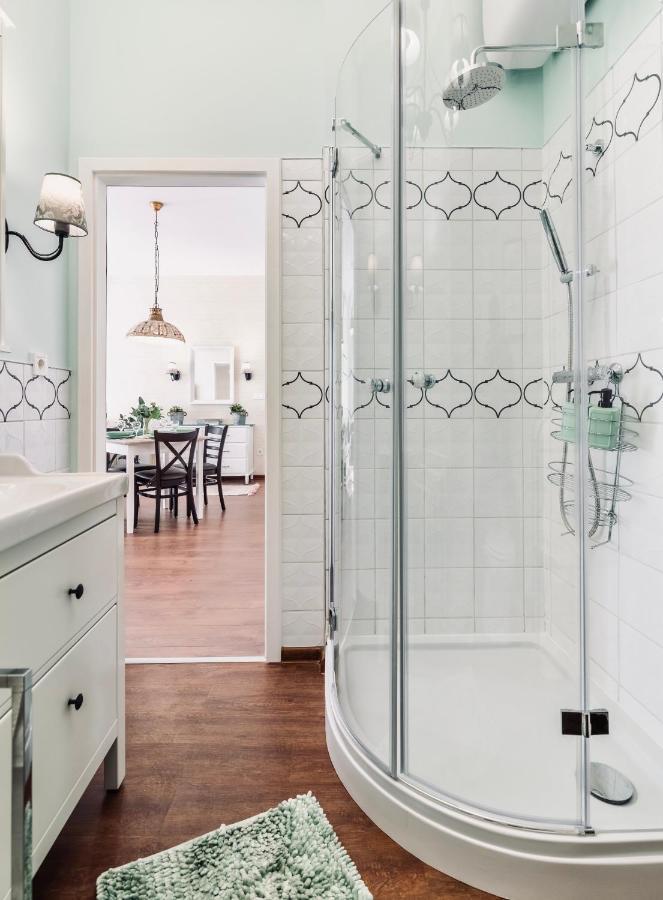 Monarchia Cottage Apartman Mosonmagyaróvár エクステリア 写真