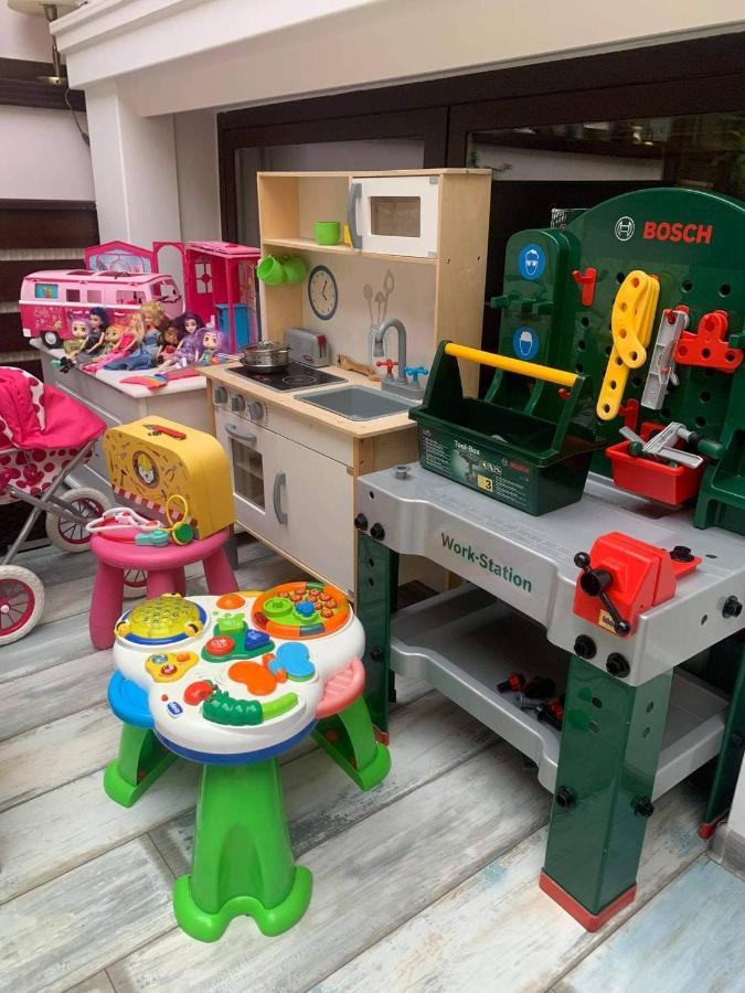 Monarchia Cottage Apartman Mosonmagyaróvár エクステリア 写真